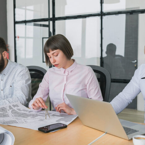 Co je CEO? Kluczowa rola lidera, który decyduje o sukcesie firmy